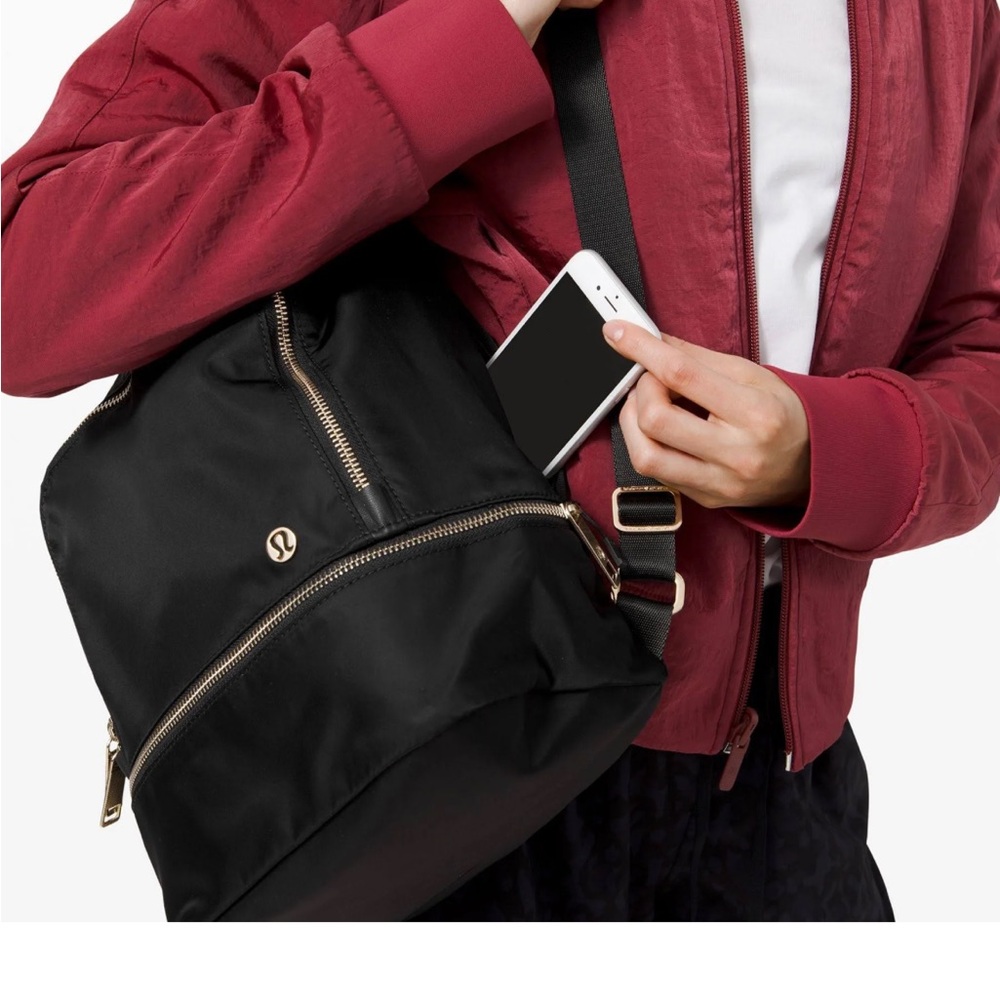 lululemon, City Adventurer Backpack
*Mini 11L